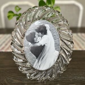 Mikasa Vintage Peppermint Clear Crystal Picture Frame!